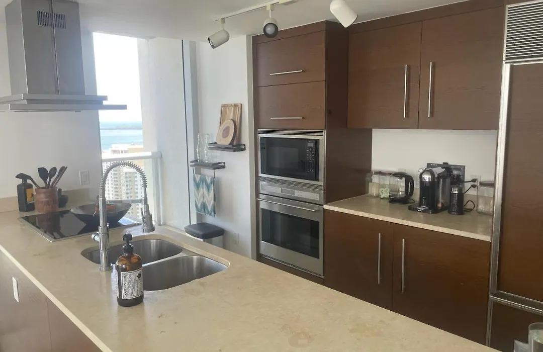 Iconbrickell Tower 3 W Residences-1