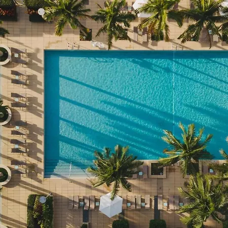 Four Seasons Hotel Miami-2